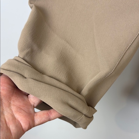 Aritzia Wilfred Allant Trousers Tan Relaxed Fit Size 6 - Picture 3 of 11